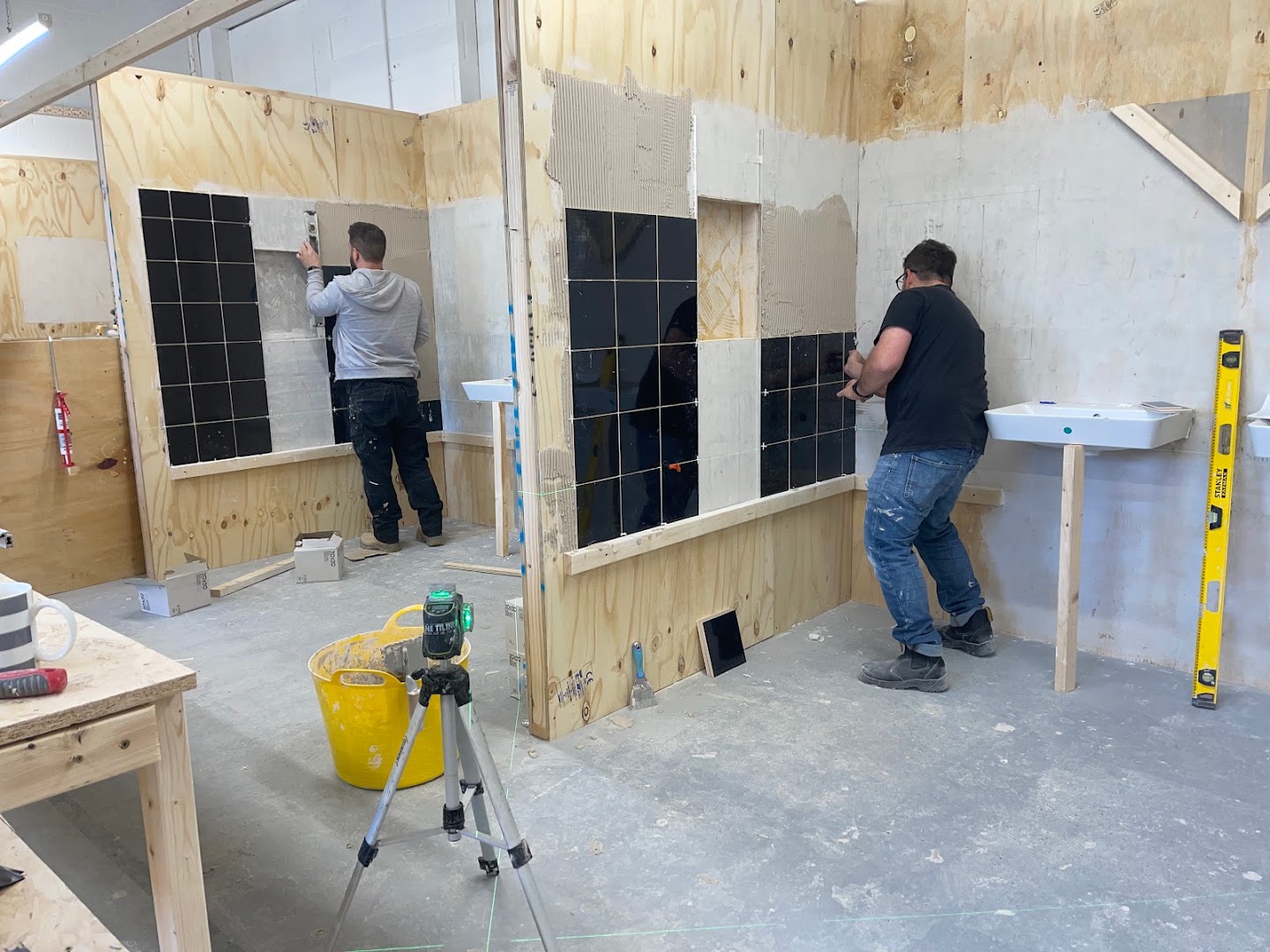NE TILING TRAINING CENTRE — Photos 10