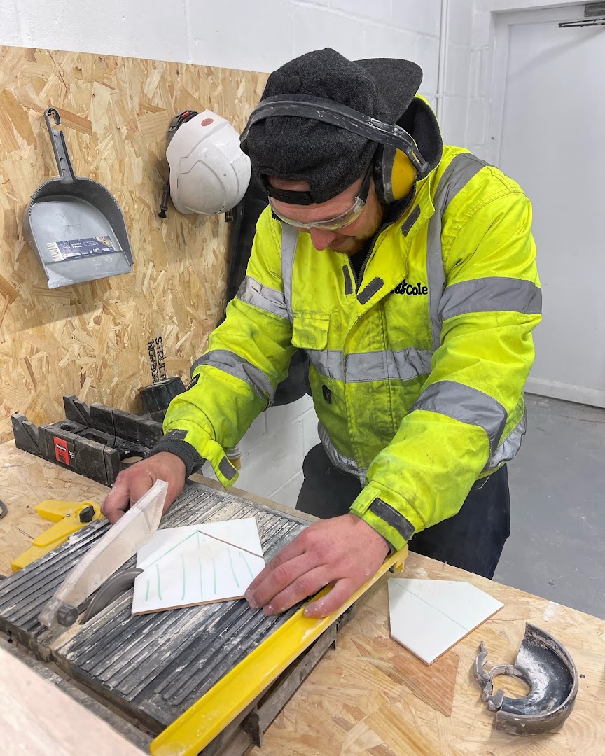 NE TILING TRAINING CENTRE — Photos 7
